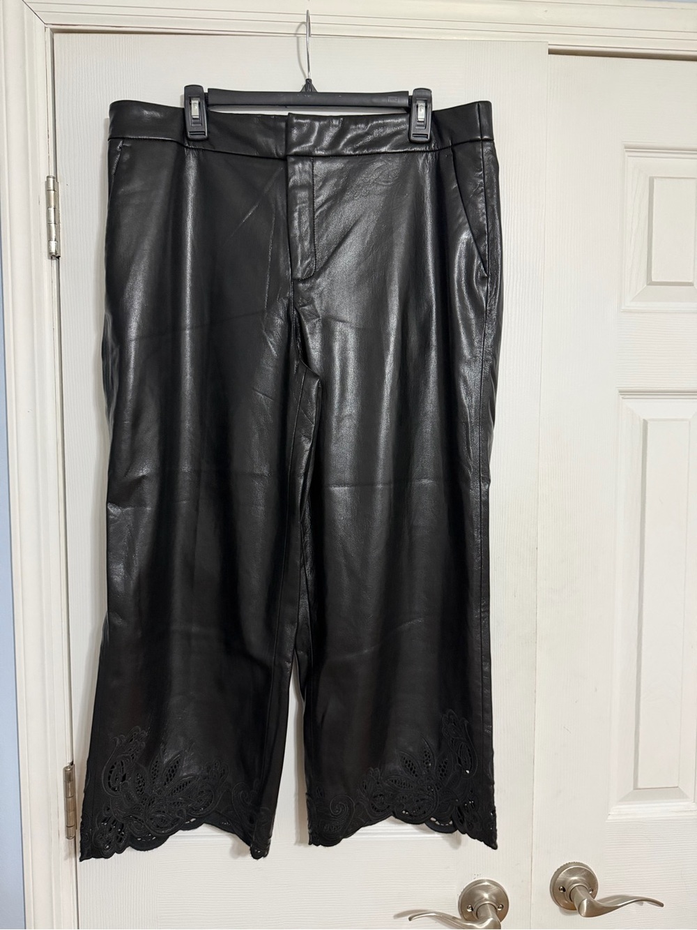 Chico’s Black Faux Leather Cropped Pants with Scalloped Laser-Cut Hem size 14P